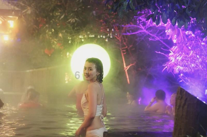 消失一年后的贾玲，再度回归：暴瘦100斤，颜值惊人，我却看哭